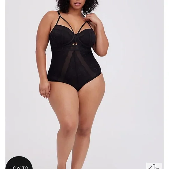 Torrid Strappy Underwire Bodysuit - Lace & Mesh Rhinestones Size 4X NWT - Picture 2 of 7